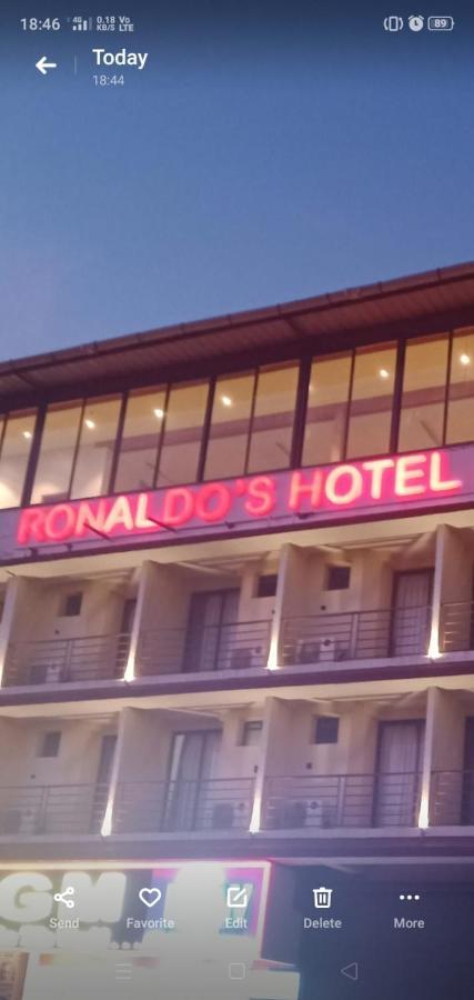 Ronaldos Old Goa Hotel Panaji Eksteriør billede